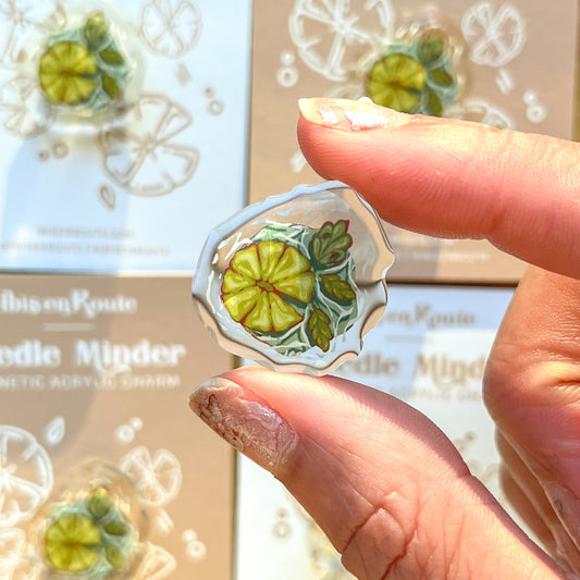 Lily Pad Magnetic Needle Minder